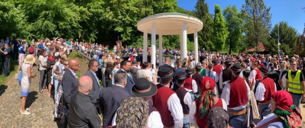 Valassky Hotel A Pivni Lazne Ogar Luhačovice Εξωτερικό φωτογραφία